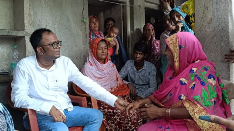 Trinamool MP Samirul Islam appeals to a family that was pushed to Bangladesh