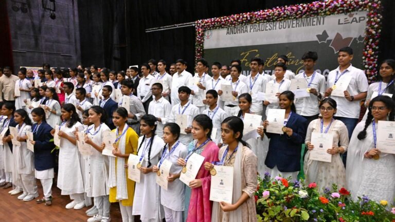 Govt. congratulates 134 meritorious students in SSC, Intermediate