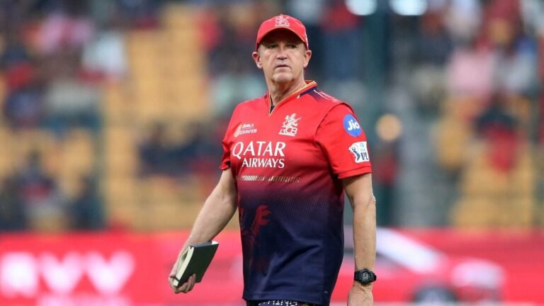 RCB coach Andy Flower not leaving IPL to join England Test team: Dinesh Karthik