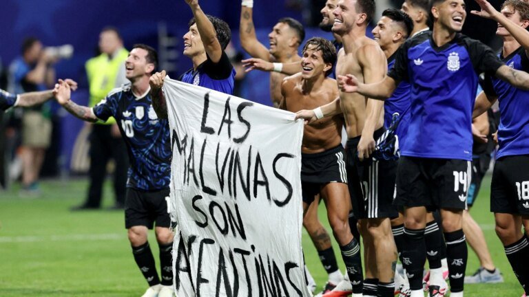 The British government has called on FIFA to investigate Argentina over the flag celebration in the Falklands