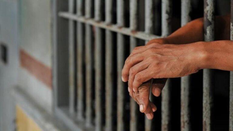 Jails in India continue to be overcrowded with trials | Data