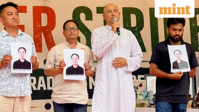 CJP protest: ‘I will be my daughter’s voice,’ says grieving father of NEET aspirant who died by suicide | Follow | Today’s news