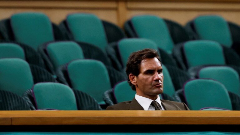 Roger Federer steals the spotlight at Wimbledon by staying in the empty Royal Box