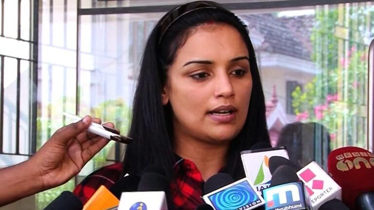 AMMA crisis: Shwetha Menon defends her presidency, seeks support from superstars