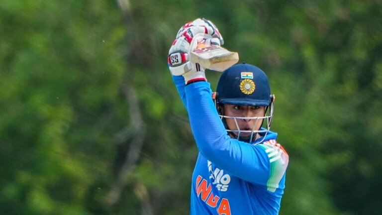 Sooryavanshi would take off his pants: Shastri’s blunt verdict goes viral