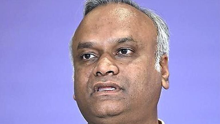 Court grants bail to Priyank Kharge, Nalapada in RSS defamation case