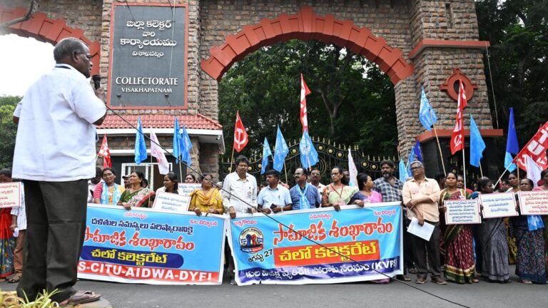 People’s groups seek action on Dalit issues