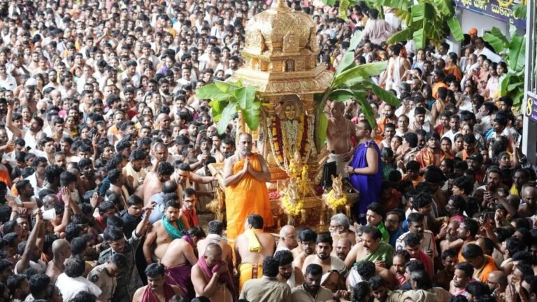 Madhyaradhana is celebrated in Mantralajam