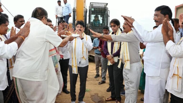 Work on Pushkar ghat begins at Bhadrachalam before 2027 Godavari Pushkarams
