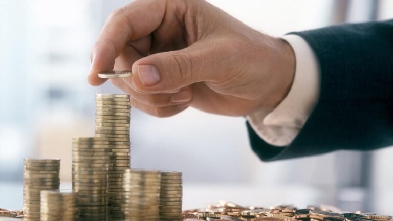 FPIs turn to buyers for the second month, investing ₹30,919 crore in August