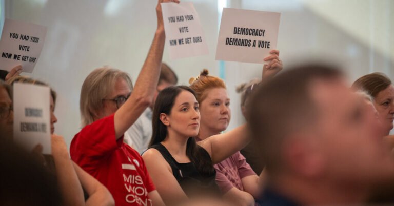 Missouri voters appear to be recalling city councilors over data center support