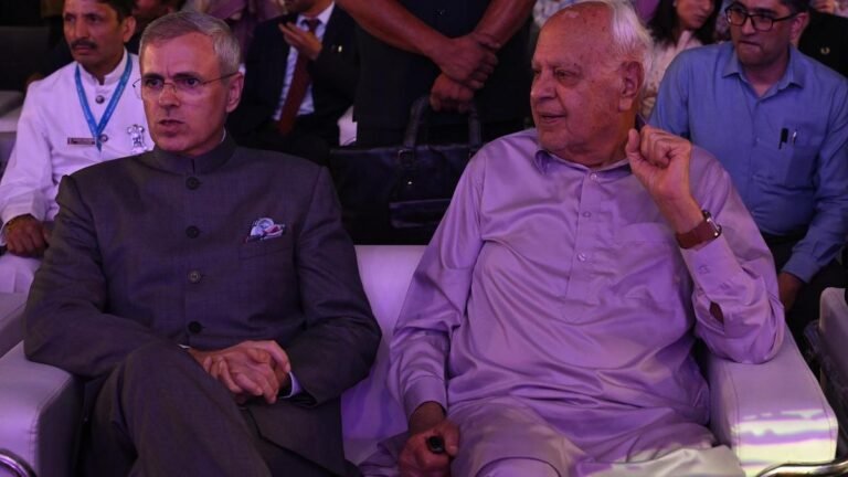 National conference, congress barb exchange after Omar, Farooq means full version of Vande Mataram