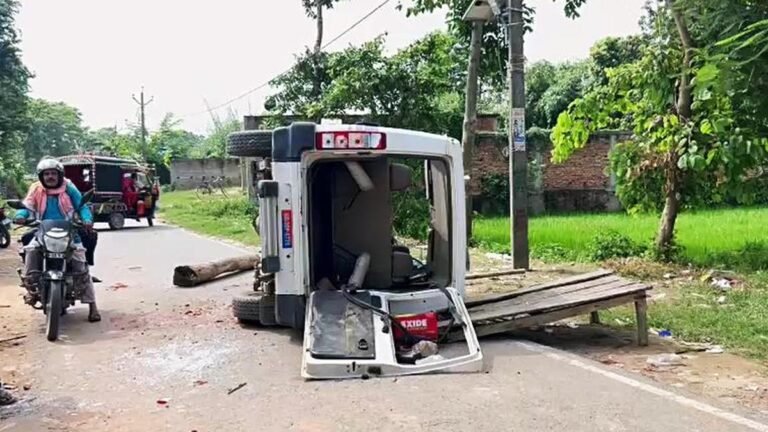 Police team attacked by angry villagers in Bihar’s Sitamarhi after thugs shot dead district councilor’s husband