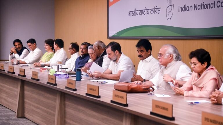 CWC demands resignation of PM Modi and Shah over ‘chori vote’