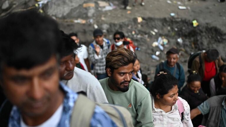 Nepal floods: Indian volunteers provide aid to isolated communities