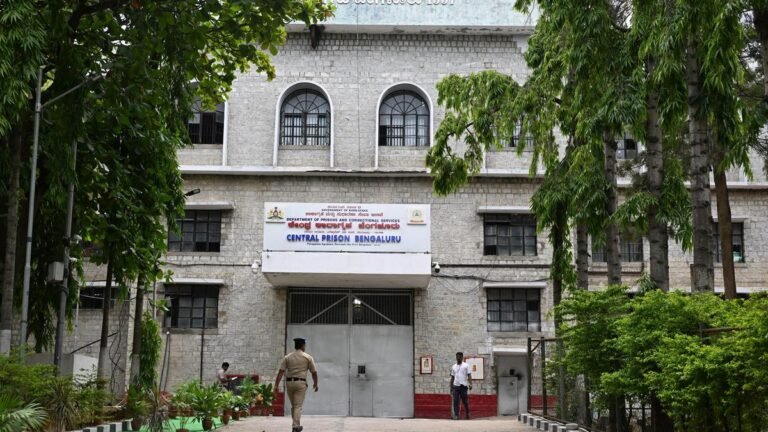 ED grills IAS officer, alleged middleman in KPSC case