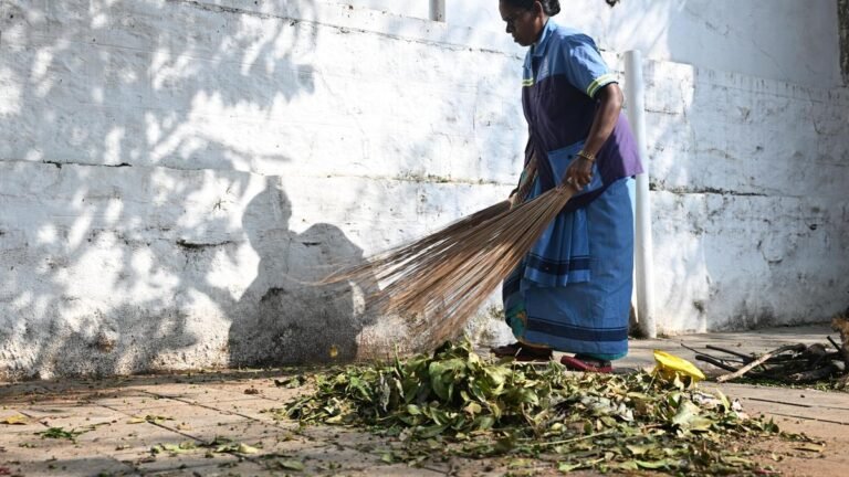 Pourakarmikas seek better security, healthcare and social benefits