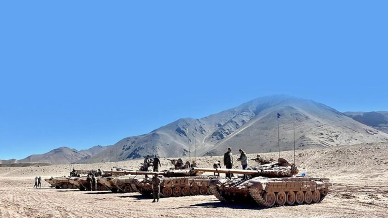 What does the Ministry of Defense Annual Report 2025-26 say about Operation Sindoor and the situation in LAC?
