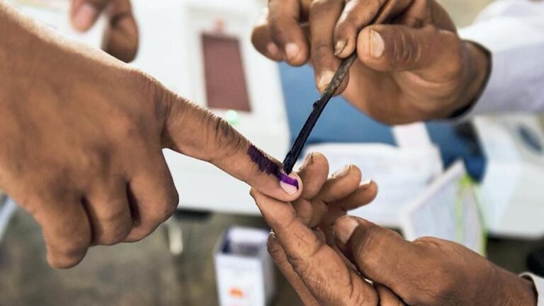BJP, SP to select candidates for posts of MLC graduates, teachers; caste equation in focus