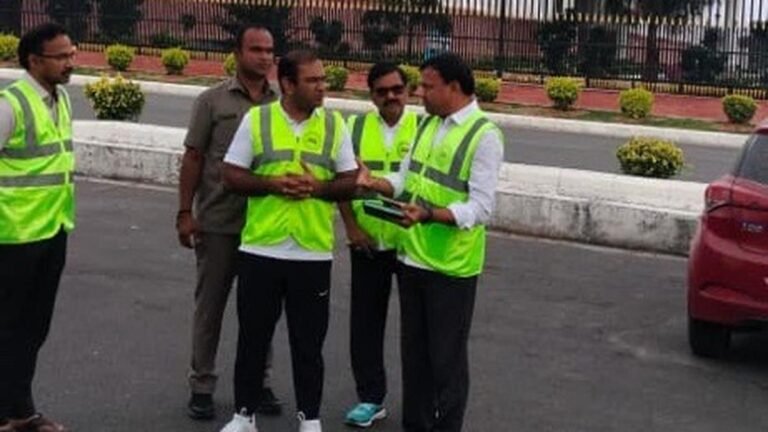 Tender invited for 369 EV charging stations in Telangana; charging tariff fixed at ₹ 13 per unit