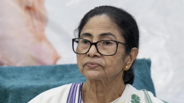 Mamata moves Supreme Court against ECI’s freezing of Trinamool Congress symbol