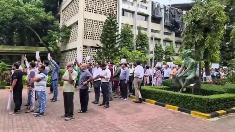 IIT Bombay replaces ceiling fans with wall fans after the death of a student