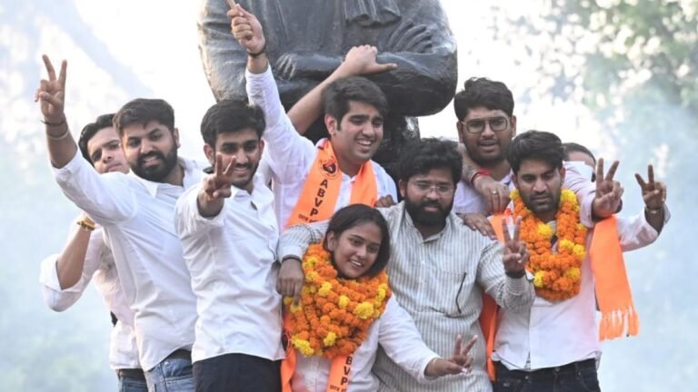 ABVP wins 3 DUSU posts; Independent candidate Deepanshu Shokeen gets the post of Vice President