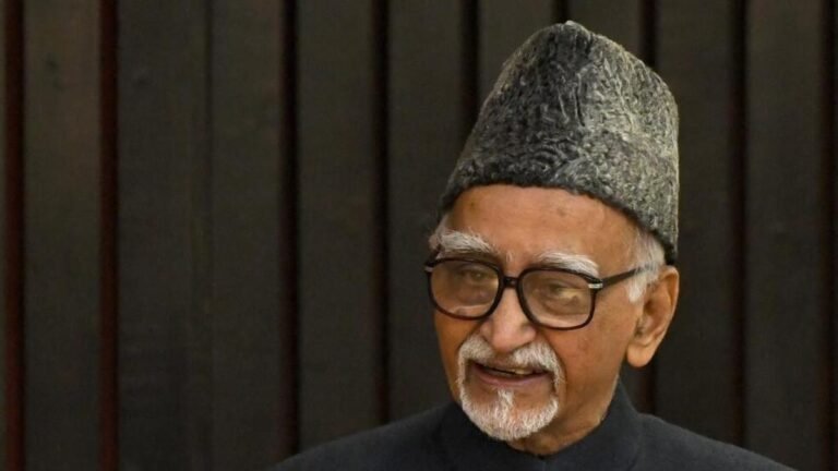 Former VP Ansari recalls AG Noorani’s “one-man institution”.