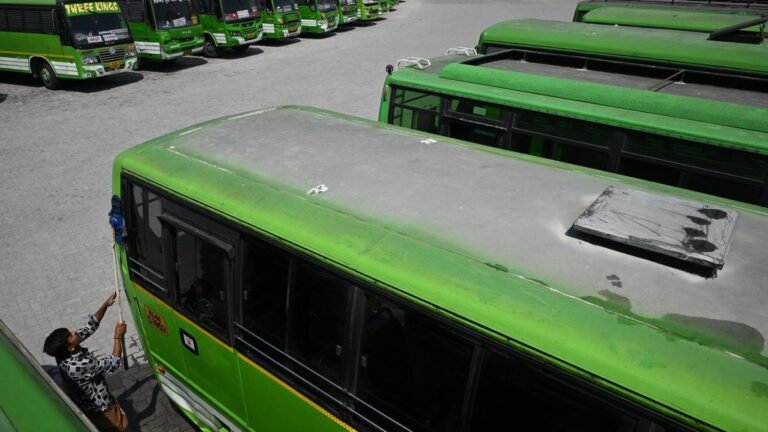 Background checks delay Kochi police’s plan to issue passes to private bus employees
