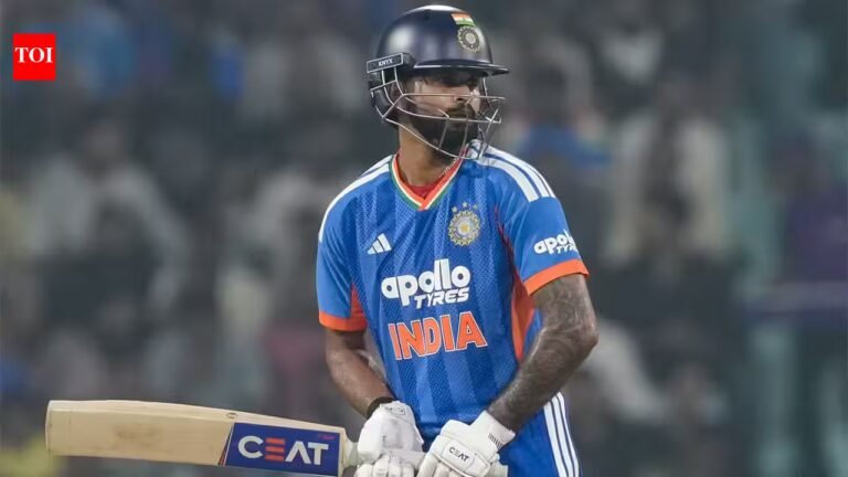 ‘The hundred silenced them all’: Sunil Gavaskar hails Shreyas Iyer after sublime first T20I ton