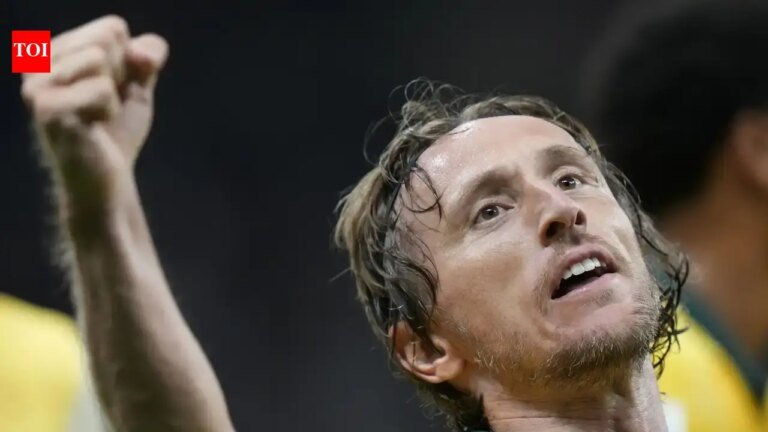 At the age of 39, Luka Modrić made his first football ownership investment in Swansea City, when the club posted an annual loss of £15.2m, now at the top of the Championship.