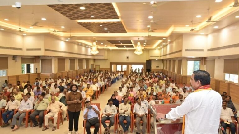 Government will act against destructive forces, says Union Minister Pralhad Joshi