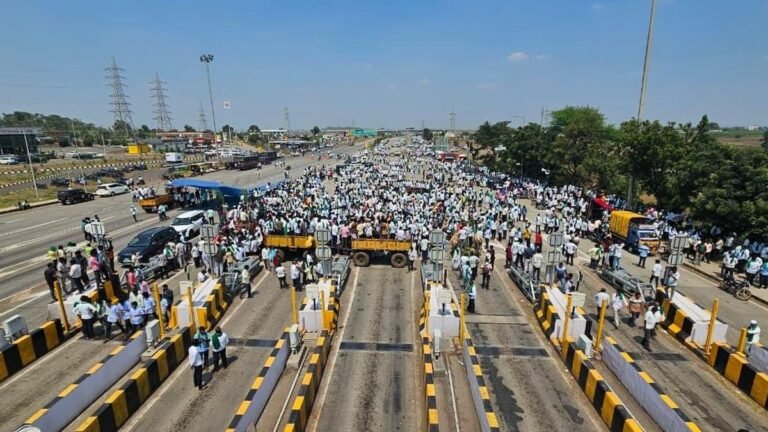 Sugarcane growers are protesting to other towns in Belagavi district