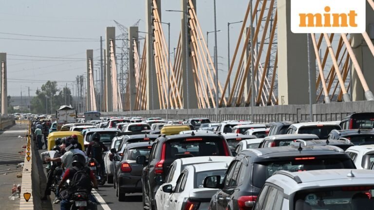 Delhi Traffic Update: CR Park, GK-2 traffic curbs from 4pm Saturday to midnight till October 20; check alternatives | Today’s news
