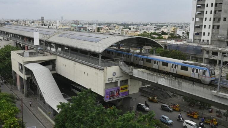 Telangana government reconsidered Hyderabad Metro-Telangana RTC joint mobility card charges
