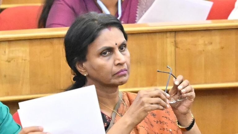 Congress files complaint against BJP councilor R Sreelekha for allegedly making derogatory remarks against Rahul Gandhi