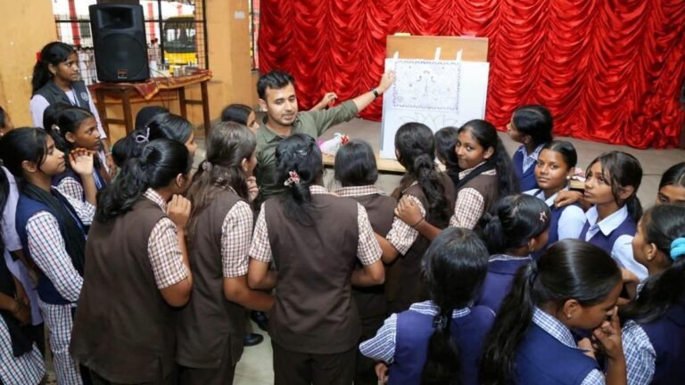 Migrant children in Ernakulam receive training in Madhubani painting
