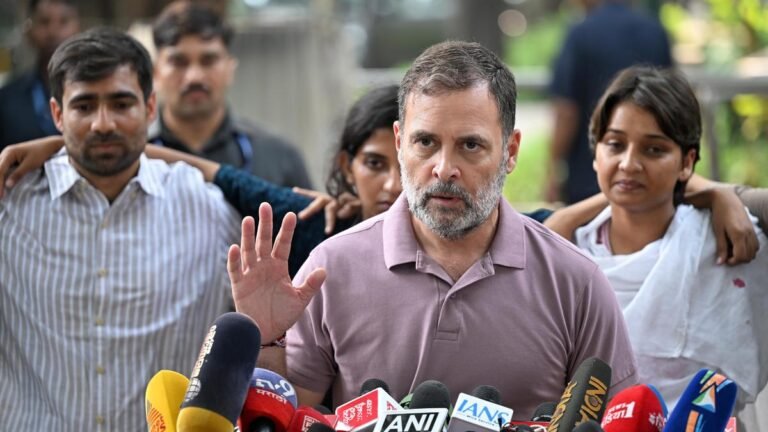 Don’t stand in the way of protesting students, they are the voice of India: Rahul tells PM and HM
