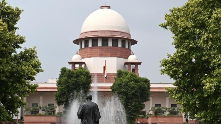 The Supreme Court has ordered offline railway ticket insurance from October 27