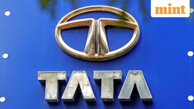 Tata Motors returns to profit at ₹ 1,254 crore in Q2 as CV sales grow 42% | Today’s news