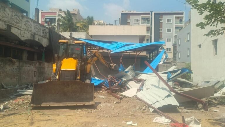 Cyberabad Civic Association will demolish 16 unauthorized structures on October 13