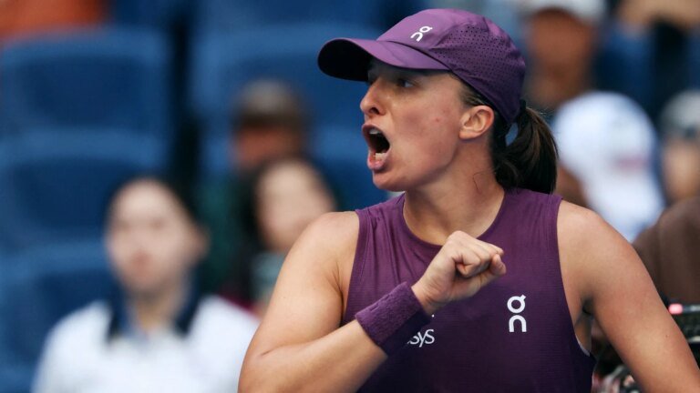 Flawless Iga Swiatek outclassed Serena Williams with a dominant victory at the Wuhan Open