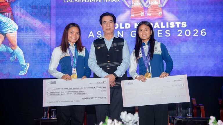 Asian Games: Mizoram increases prize money for hockey heroes Lalremsiami, Lalthantluangi